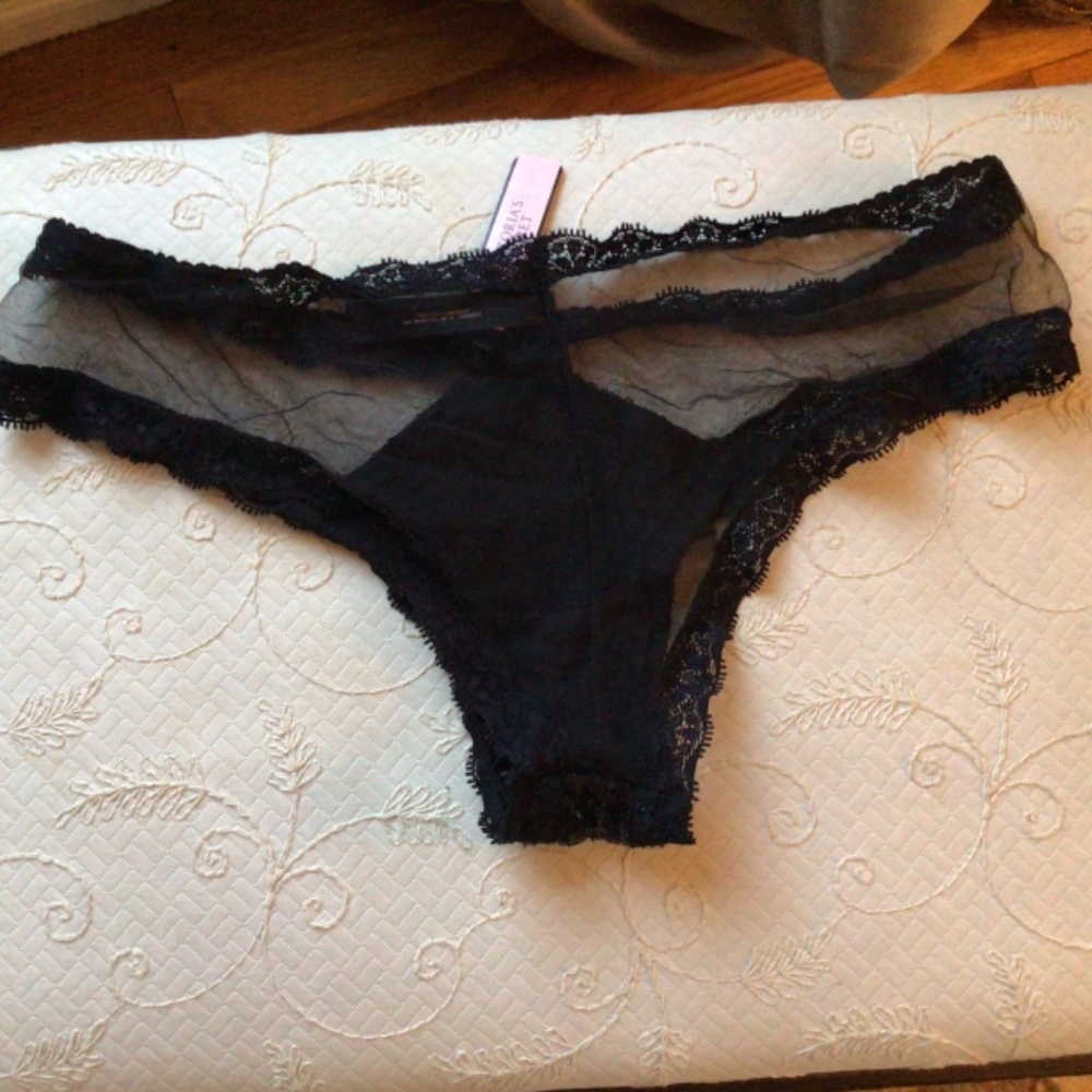 Victoria Secret Sheer Mesh Sequin Front Lace Trim Cheeky Pantie in Blk Sz M NWT - Picture 4 of 4